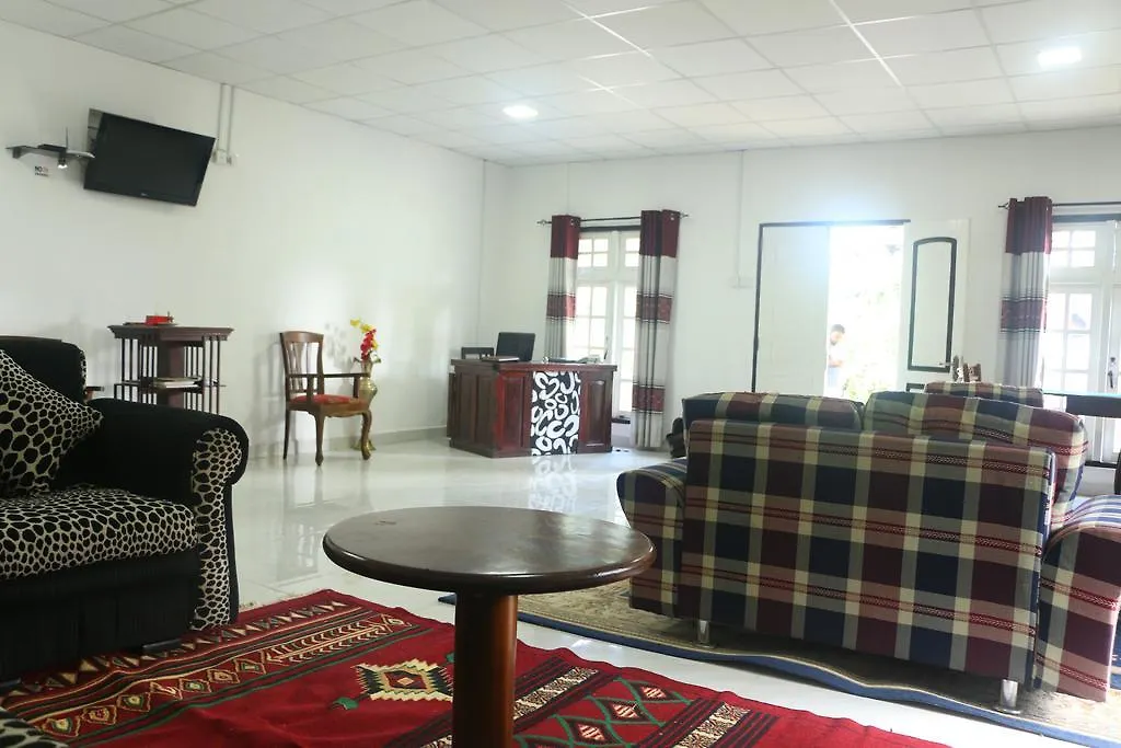 Silver Meir Bungalow Нувара-Элия